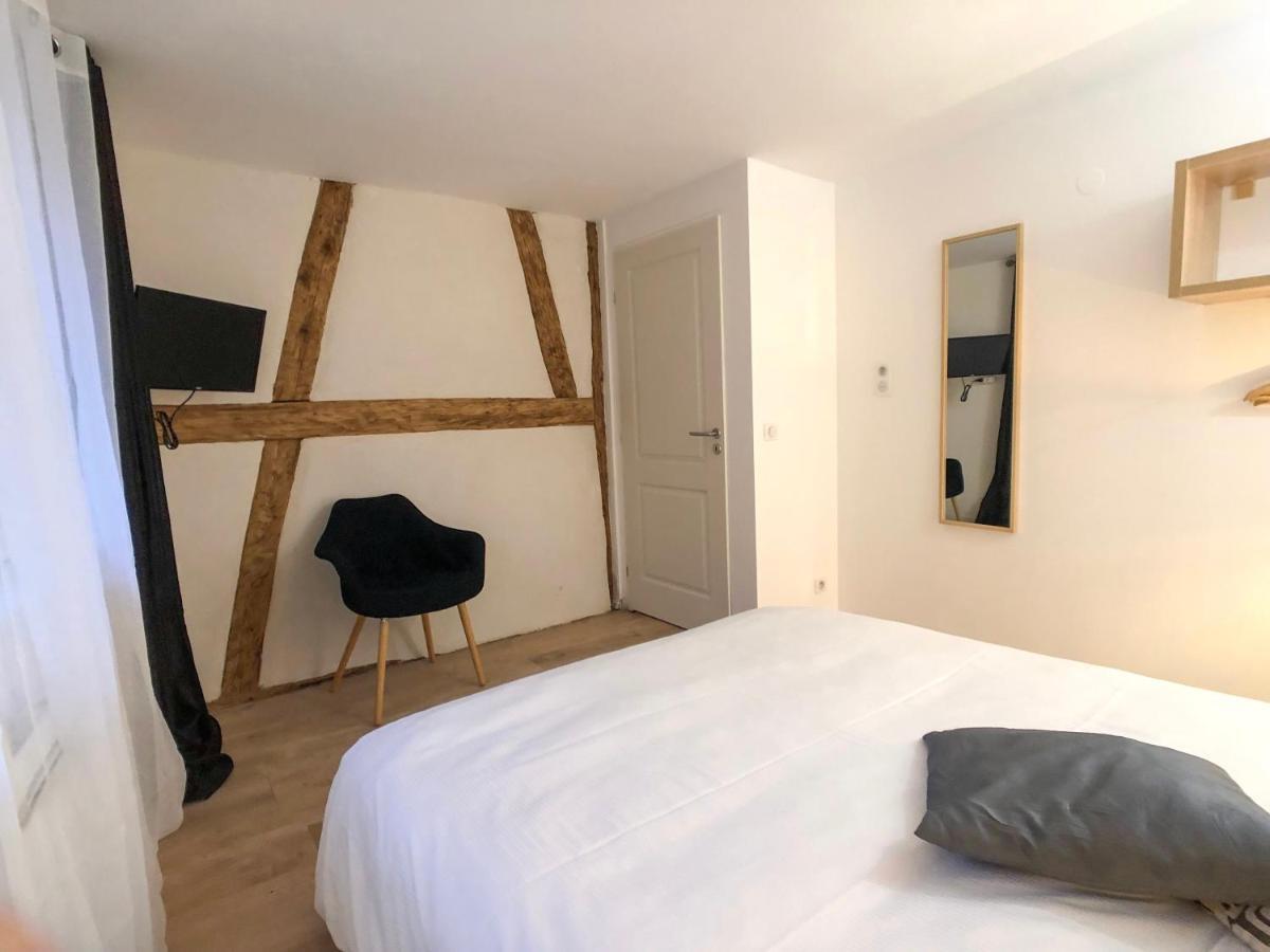 Beauty & The Beast - Old Town Cosy Apartments Colmar Ngoại thất bức ảnh